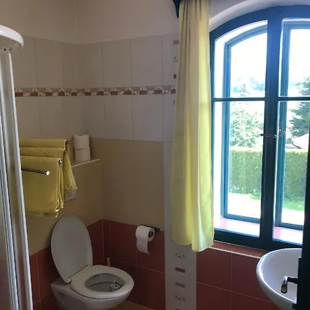 Na Kopecku Ad 1795 - S Restauraci A Wellness V Podkrkonosi Gasthof