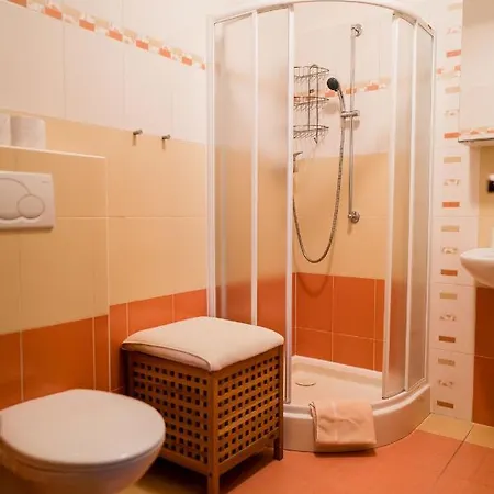Na Kopecku Ad 1795 - S Wellness A Restauraci Collina Di Nuovo Pensjonat