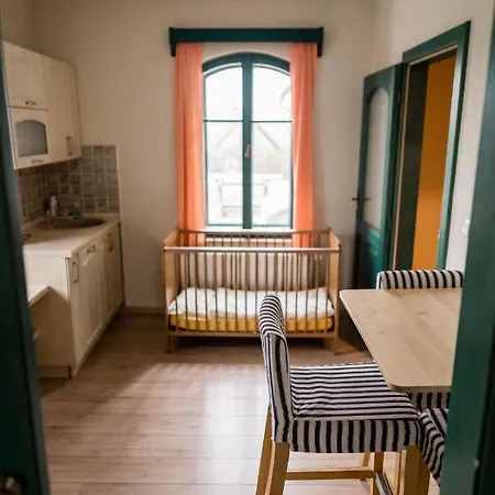 Gæstehus Na Kopecku Ad 1795 - S Wellness A Restauraci Collina Di Nuovo Dvůr Králové nad Labem