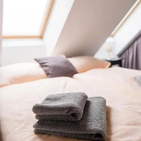 Guest house Na Kopecku Ad 1795 - S Restauraci A Wellness V Podkrkonosi Dvur Kralove nad Labem