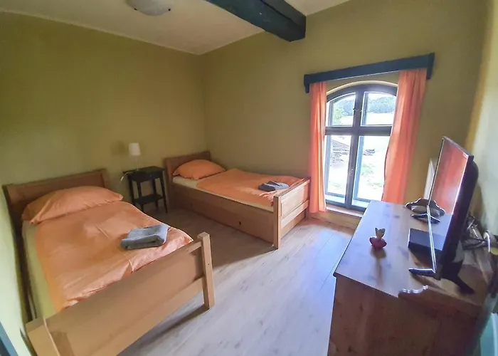 Na Kopecku Ad 1795 - S Restauraci A Wellness V Podkrkonosi Πανσιόν Dvůr Králové nad Labem